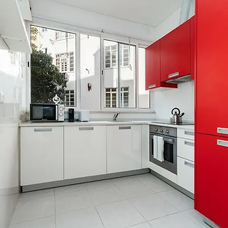 아파트 Relaxed, Homely Flat In Penha De Franca 리스본